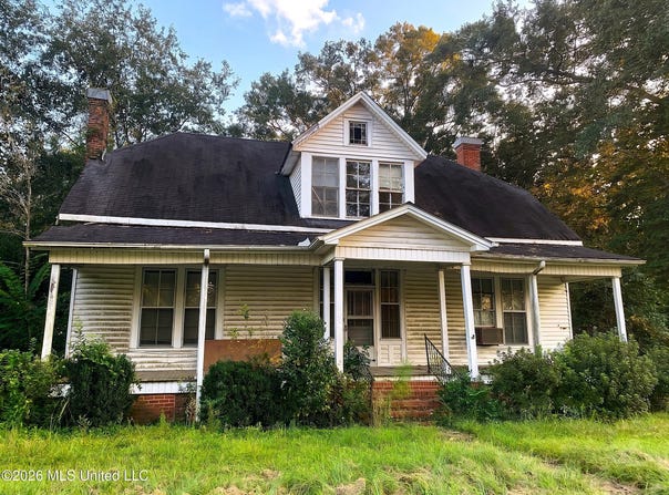 1028 Wayne Street, Waynesboro, MS 39367