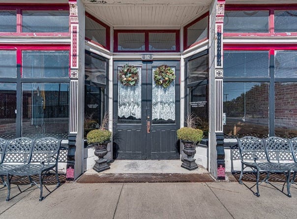 102 / 104 South Main Street, Milford, TX 76670