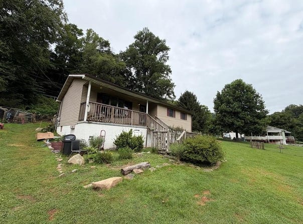 150 HUNTER ADN, NAOMA, WV 25140