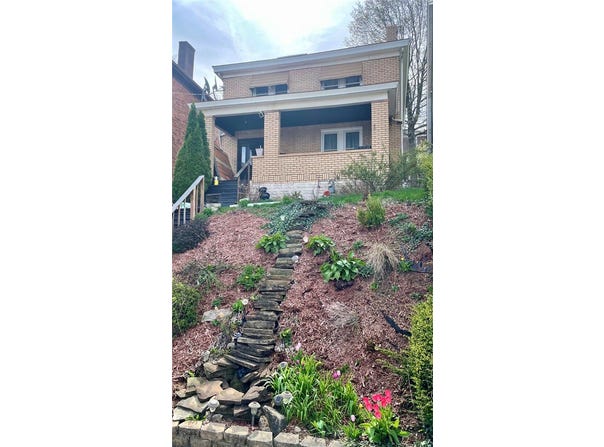 1735 Broadway Ave, Pittsburgh, PA 15216