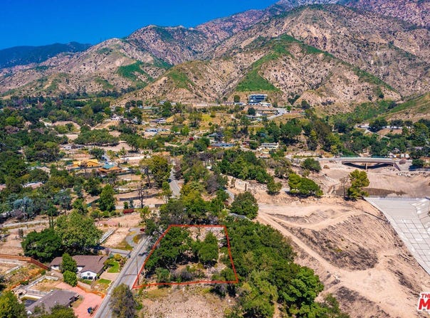 3172 Rubio Canyon Rd, Altadena, CA 91001