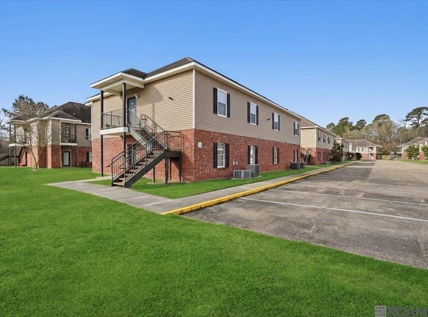 31855 La Hwy 16, Denham Springs, LA 70726