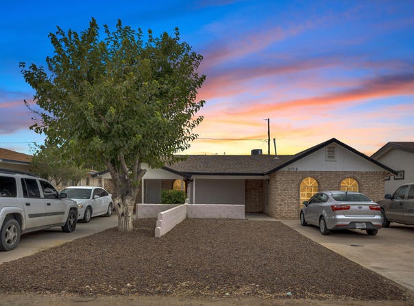 610 Gurdev Circle, Socorro, TX 79927