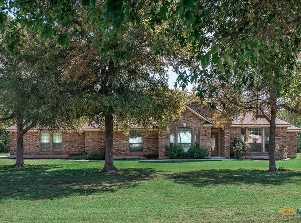 213 Deerslayer, Seguin, TX 78155