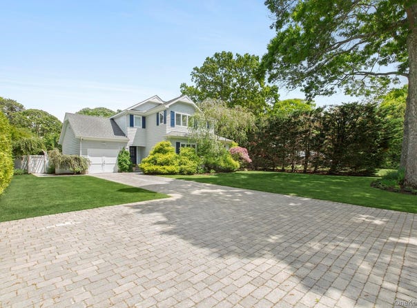 90 Rogers Avenue, Westhampton Beach, NY 11978