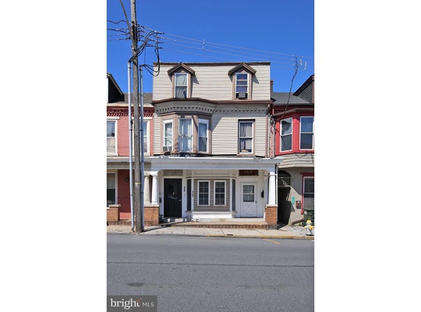 127 N 9TH Street, LEBANON, PA 17046
