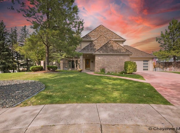 916 LAREDO CT, Cheyenne, WY 82009