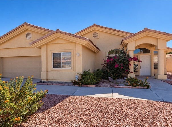 9541 Ekwanok, Desert Hot Springs, CA 92240