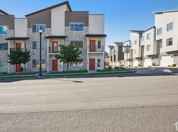 3108 N BEND Ln, Layton, UT 84040