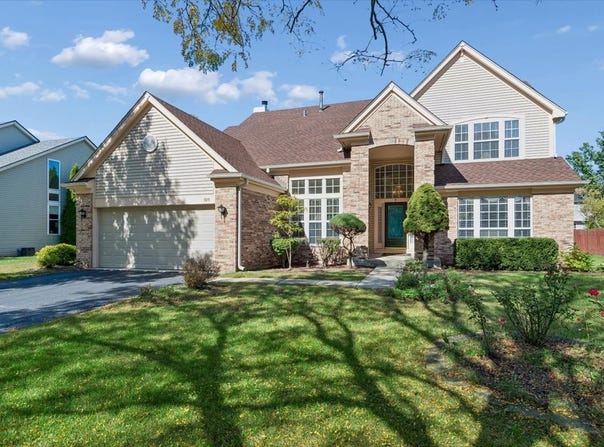 925 Brompton Circle, Bolingbrook, IL 60440