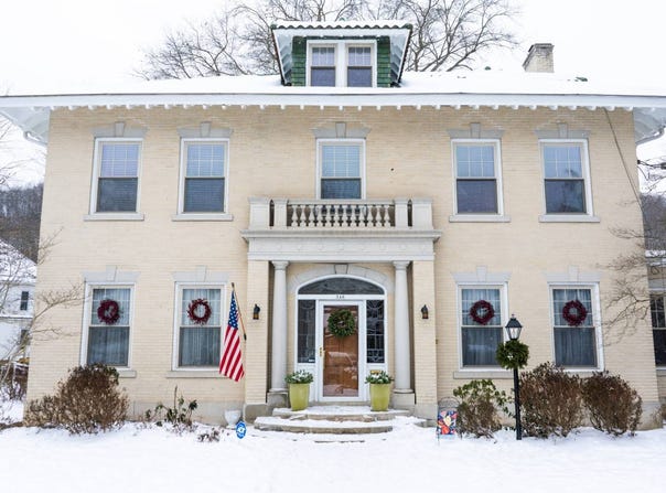246 E 1st St, Weston, WV 26452