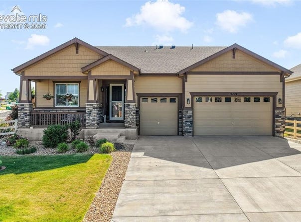 5724 Berry Ridge Way, Castle Rock, CO 80104