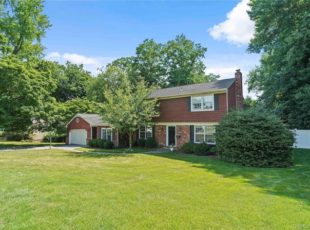 16 Stephens Drive, Tarrytown, NY 10591