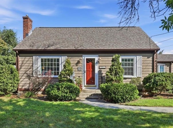 91 Cavalcade Boulevard, Warwick, RI 02889