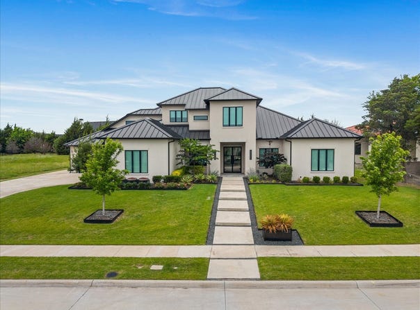 121 Sawgrass Drive, Heath, TX 75032