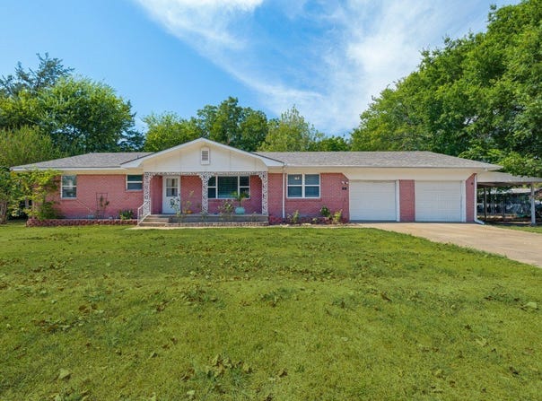 87 Micajah Davis Lane, Denison, TX 75020