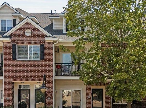 273 Scio Village Court, Ann Arbor, MI 48103