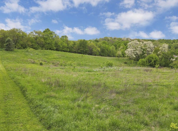 Hunter Road SW, Amanda, OH 43102