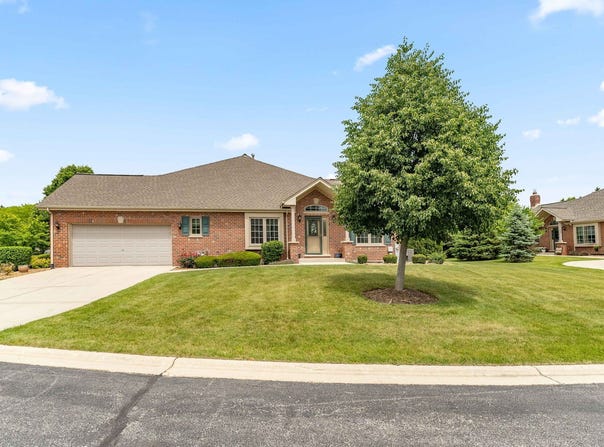 7468 E Plank Trail Court, Frankfort, IL 60423