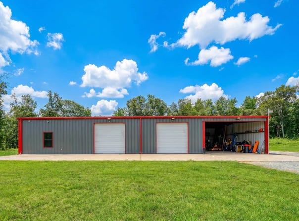 121 Oak Hill Rd, Kilgore, TX 75662