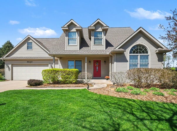 5965 Pollys Path, Berrien Springs, MI 49103
