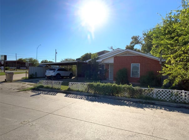 105 N Cole Street, Comanche, TX 76442