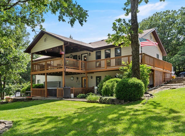 4 Andrew Drive, Branson West, MO 65737