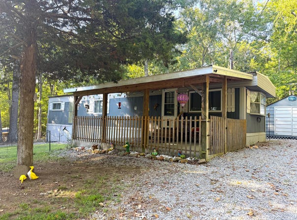 294 Apple Drive, Cadiz, KY 42211