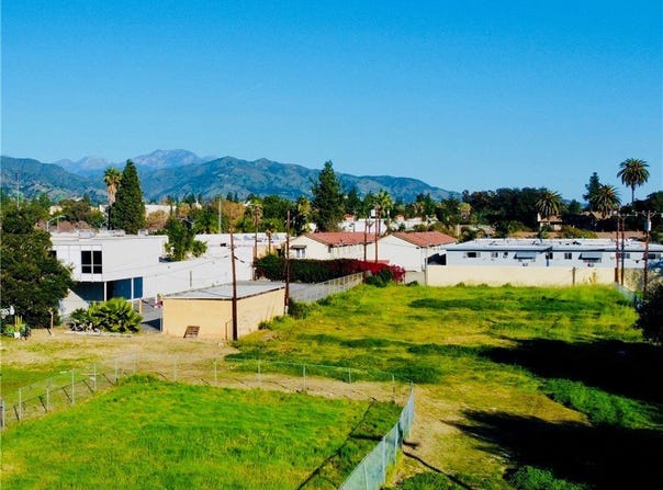 518 E Foothill, Azusa, CA 91702