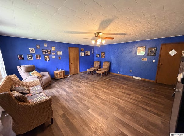 310 S 7th Street, Lyons, NE 68038