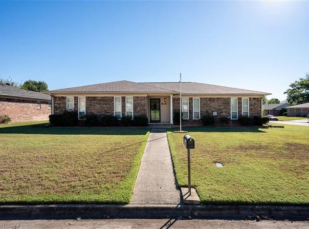 8317 Clover DR, Fort Smith, AR 72908