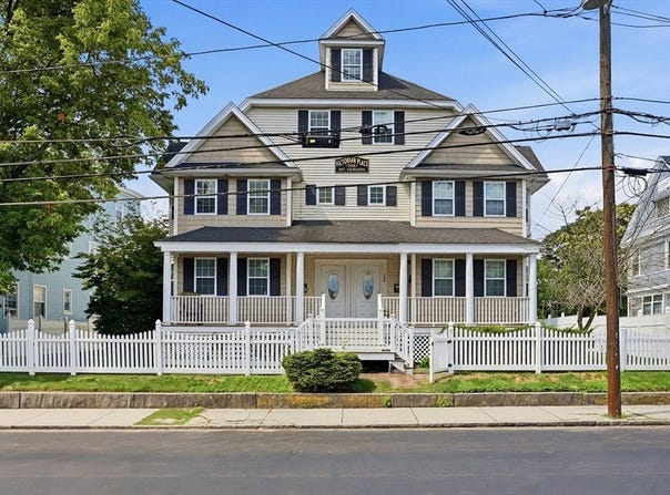 125 Mt Vernon St, Lowell, MA 01854