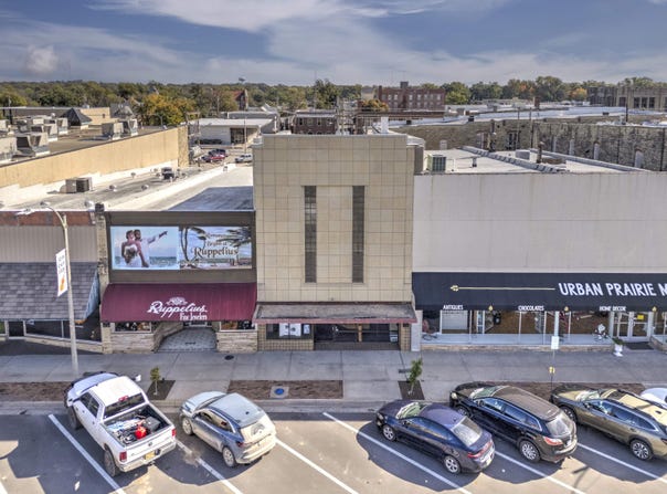 810 Main St, Winfield, KS 67156