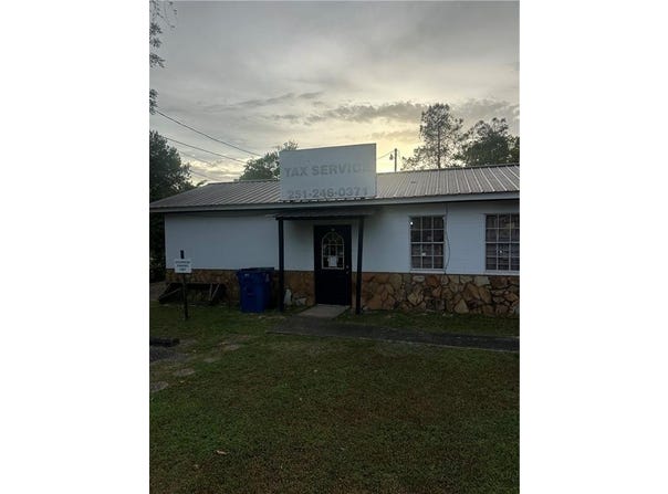 915 Forest Avenue, Jackson, AL 36545