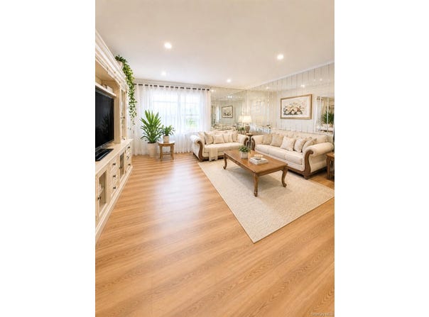 13916 28 Road, Flushing, NY 11354