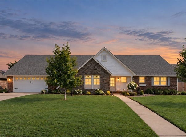 2505 W Orleans Drive, Rogers, AR 72758