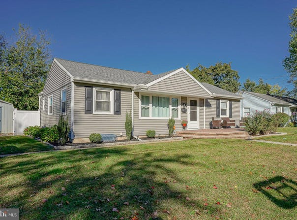 7 BRYN MAWR AVE, STRATFORD, NJ 08084