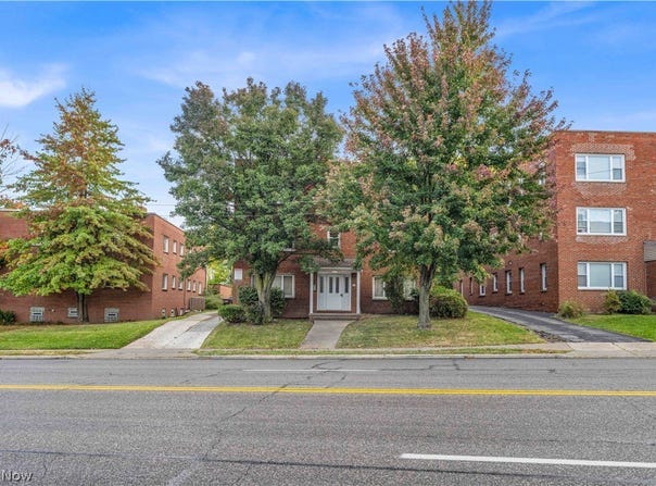 2649 Noble Road, Cleveland Heights, OH 44121