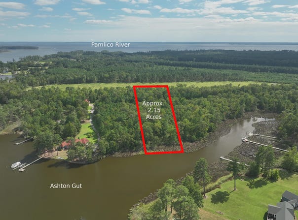 Ashton Drive SW lot: 10, Bath, NC 27808