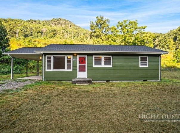 4690 Three Top Road, Creston, NC 28615