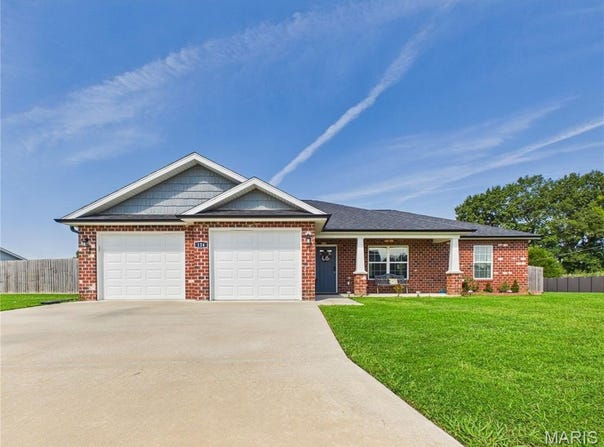 124 Fraser Ridge, Jackson, MO 63755