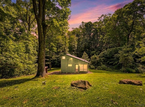 Clouse Road, Addison, PA 15411