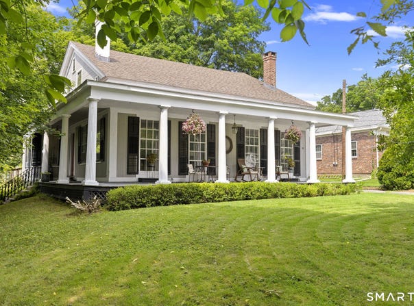 31 Canterbury Road, Brooklyn, CT 06234