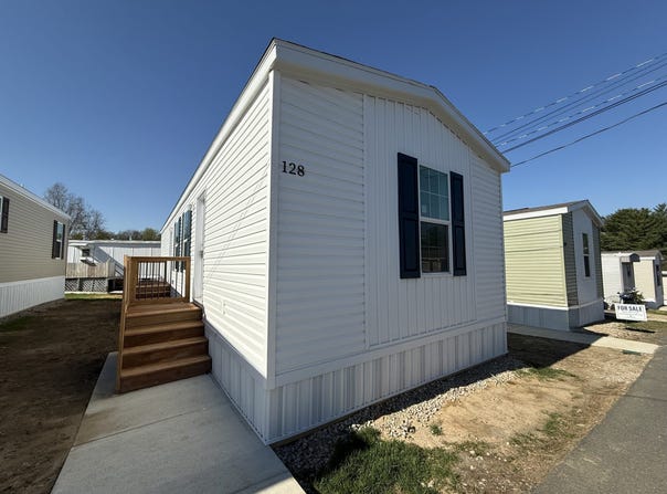 128 3rd Ave, Media, PA 19063