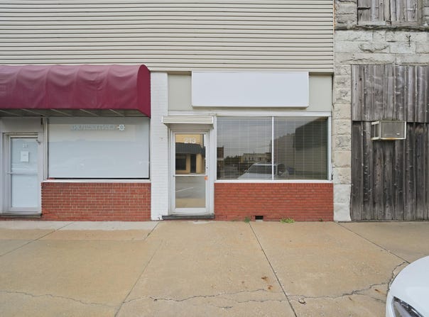 213 N Williams St, Moberly, MO 65270