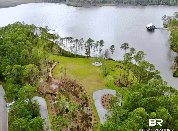 26171 Fish Trap Road, Elberta, AL 36530