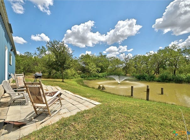 4001 Barth Road, Lockhart, TX 78644