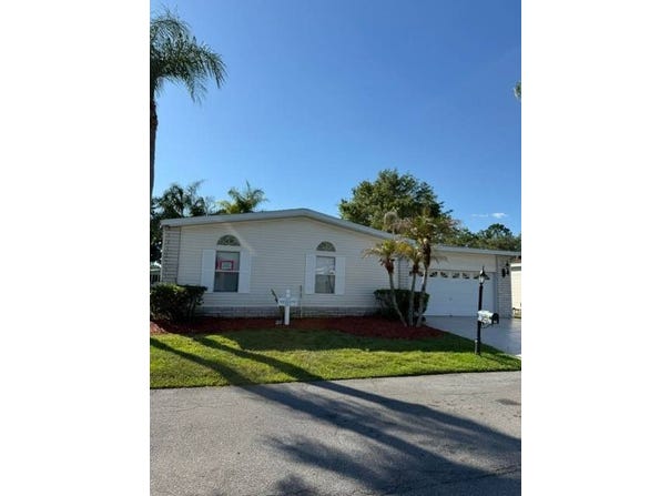 424 Seawane Circle, Auburndale, FL 33823