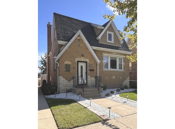 3841 Home Avenue, Berwyn, IL 60402