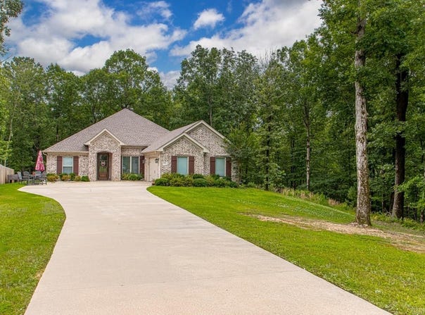 6533 Castle Ridge, Benton, AR 72019